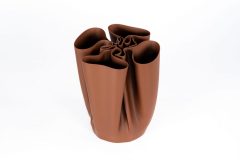 intertwined chocolate vase