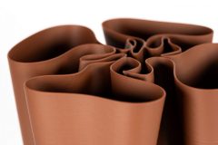 intertwined chocolate vase  layer detail